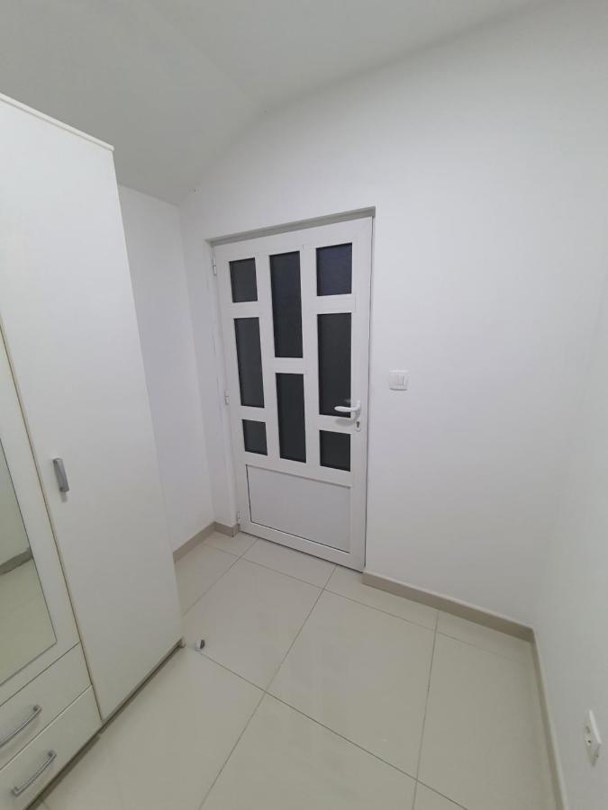 Apartman Tolosi 2 Podgorica Eksteriør billede